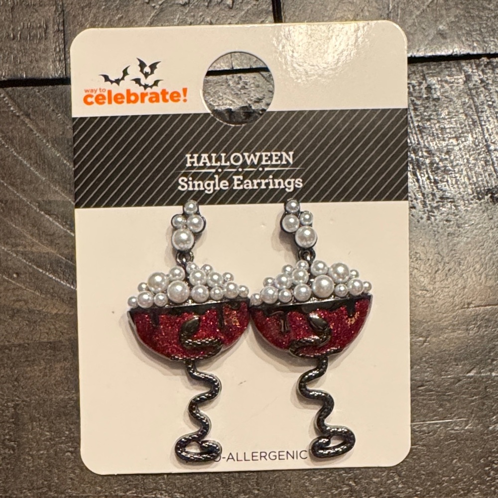 Halloween Red Snake Cocktail Earrings. NWT.
